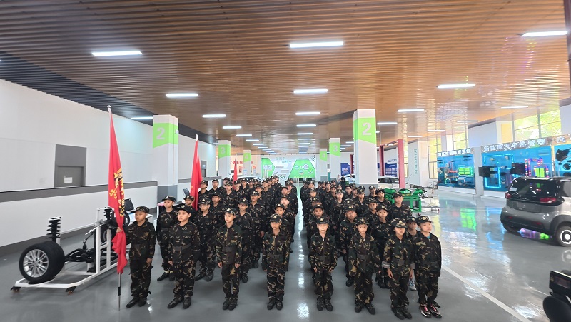 暑期校园不“打烊”职教赋能育新人——广西尖兵特训夏令营进驻我校开展全封闭特训